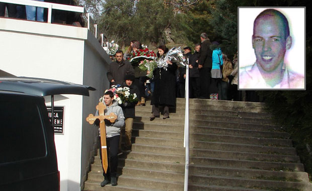 КРВАВА ПРОСЛАВА У ЛИМУНУ ЖУТОМ: После једномесечне коме преминуо апсолвент грађевинског факултета